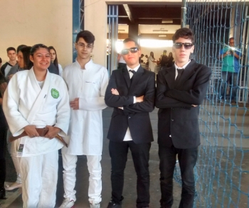Tema: Profiss&otilde;es